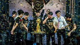 魔域99庆典盛大开启：耀阳圣器降临，跨服战场激战，幻兽助力战力提升！